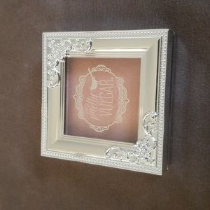 Pretty Vulgar Shimmering Swan Highlighter in Glow Up